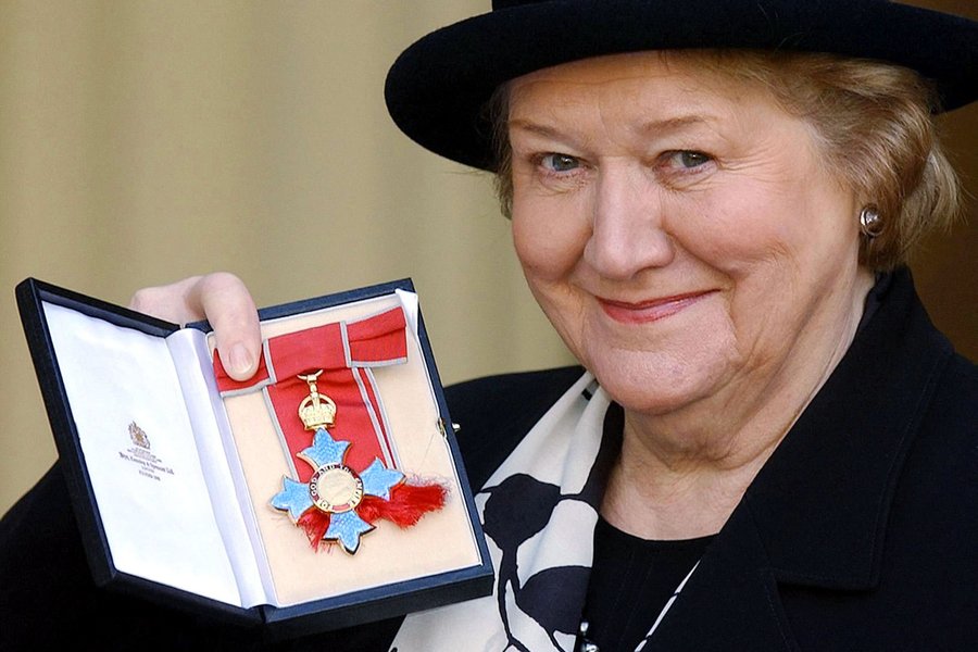 Lafði Patricia Routledge lést í svefni