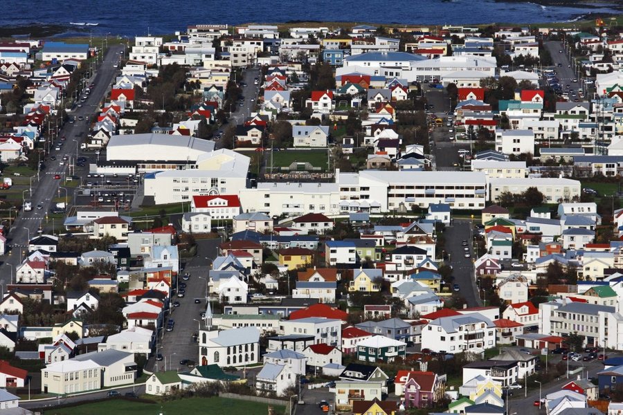 Þögn á Akranesi