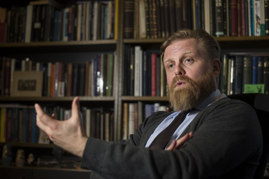Seðlabankastjóri undir smásjá yfirvalda