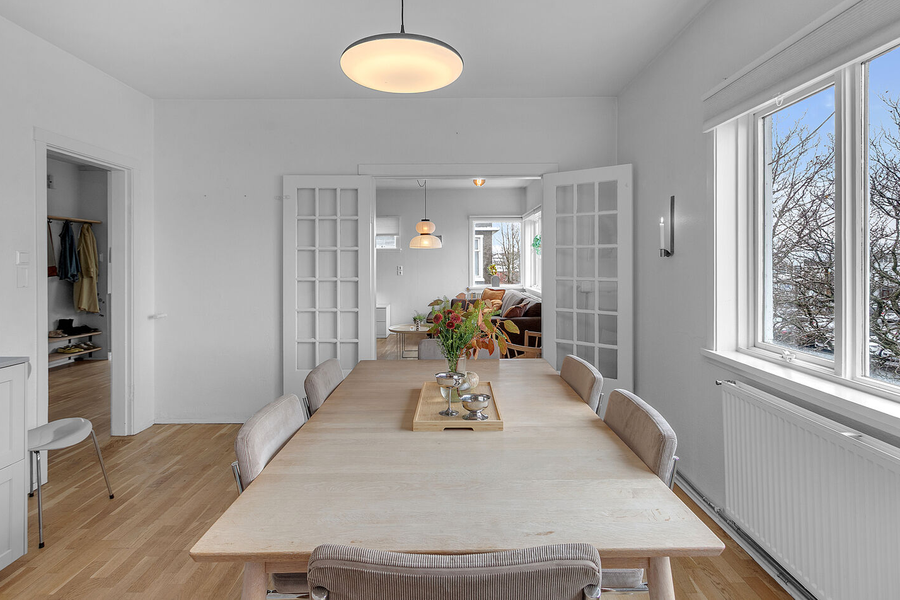 Freyja framkvæmdastjóri selur á Eiríksgötu