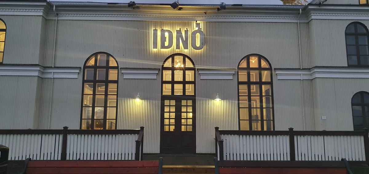 Iðnó 2