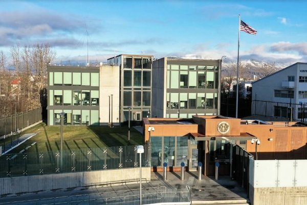 Sendiráð Bandaríkjanna skipar íslenskum fyrirtækjum fyrir