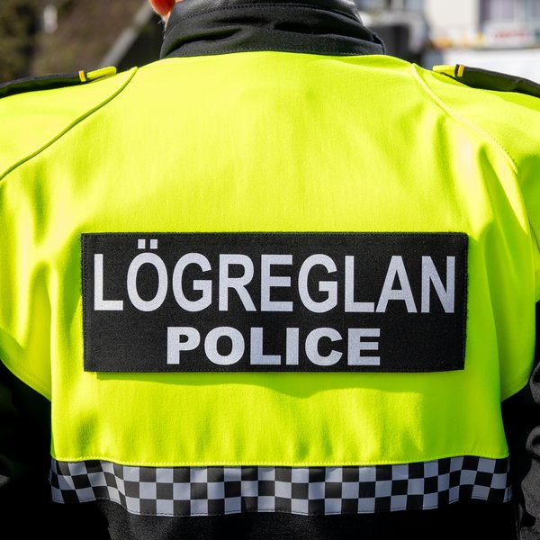 Fluttur á sjúkrahús eftir líkamsárás