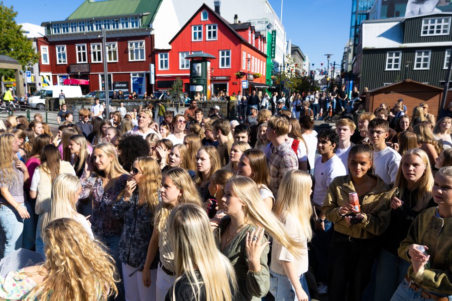Geggjuð stemmning á Ingólfstorgi í dag