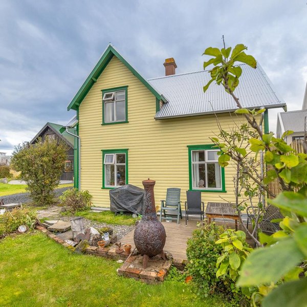 Djásn Skerjafjarðar á sölulista