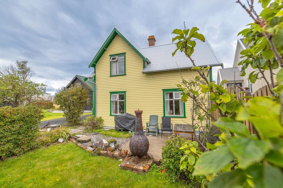 Djásn Skerjafjarðar á sölulista