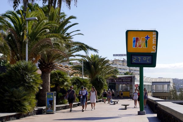 Maður alvarlega slasaður eftir að bjórtunnur féllu yfir hann á Gran Canaria