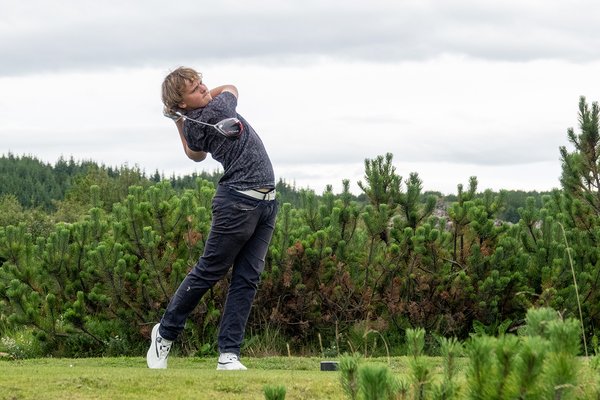Veigar hársbreidd frá úrslitakeppni á sterkasta ungmennamóti heims í golfi